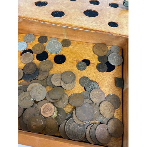 613 - Box of vintage and later coins