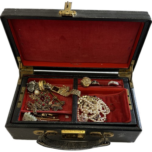 618 - 2 Jewellery boxes of vintage costume jewellery