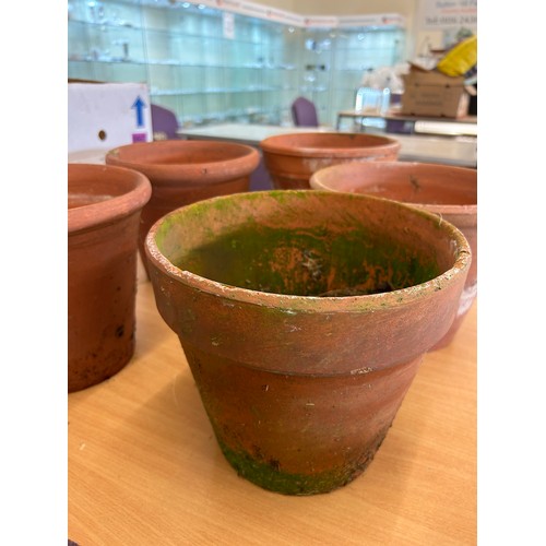 301 - 5 Vintage terracotta plant pots, tallest measures approximately: 8 inches