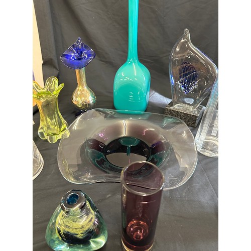 249 - Selection of coloured glassware includes vases, bowls, large decorative mantle piece, medina etc