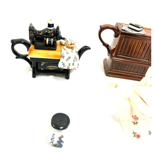 269 - Selection of Paul Carden teapots