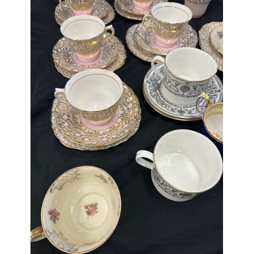 199 - Vintage china part tea sets includes Colclough, crown staffordshire, Royal worcester, sadler etc