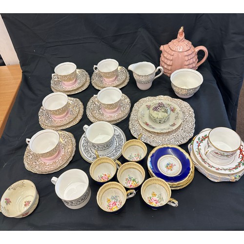 199 - Vintage china part tea sets includes Colclough, crown staffordshire, Royal worcester, sadler etc