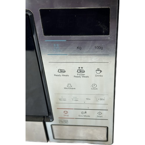 242 - Samsung microwave model ME8IM 230V, working order