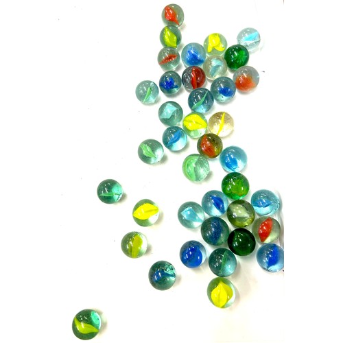 304 - Selection of games, marbles etc