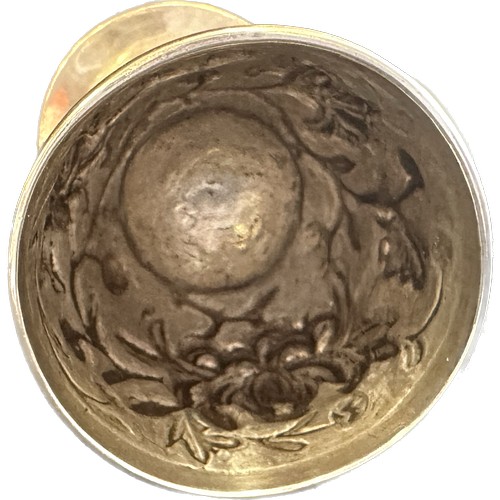 447 - Antique chinese export silver egg cup marked W.F for the silver smith wing fat height 7cm