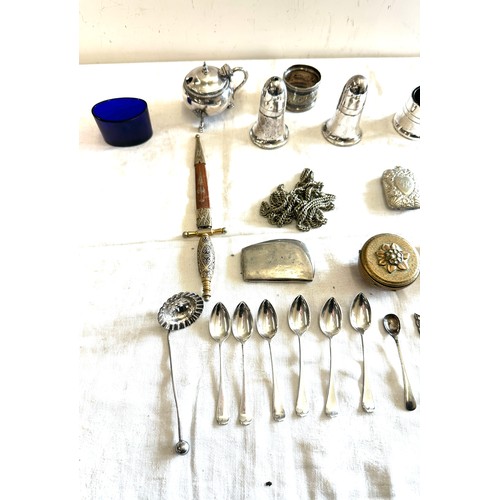 504 - Vintage silver plated vesta, cruet set, spoons, powder compact, knife etc