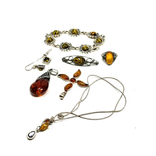 437 - 6 X .925 Amber Set Jewellery (47g)