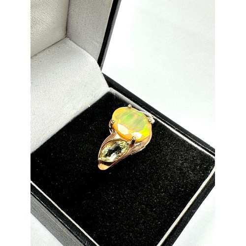 275 - 9ct gold opal & citrine three stone ring (2.9g)