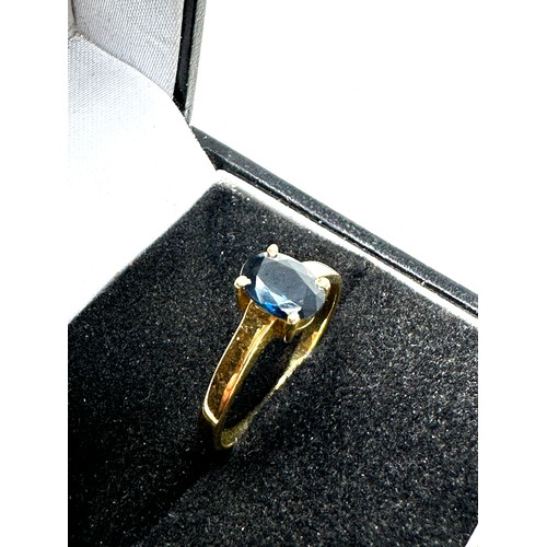 296 - 14ct gold sapphire single stone ring (2.1g)