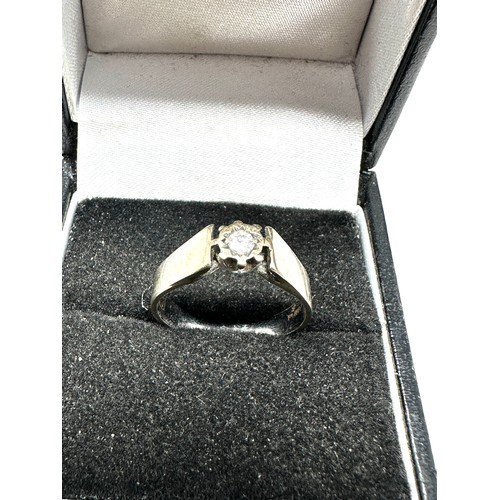 215 - 18ct white gold round brilliant cut diamond solitaire ring (3.2g)