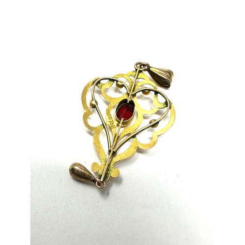 200 - 9ct gold antique garnet openwork pendant (2g)