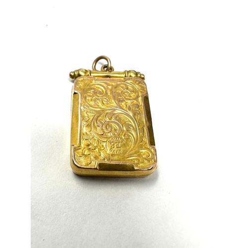 285 - 9ct gold back and front engraved locket (3.6g)