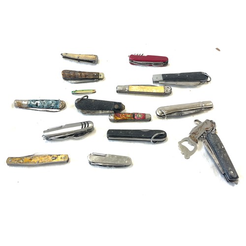 135 - Selection of 16 assorted pen knives