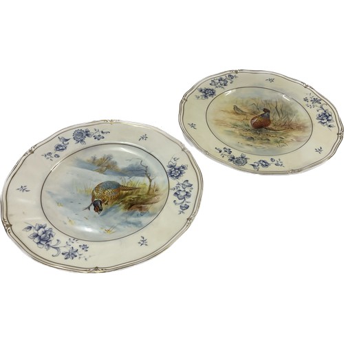 121 - Pair of hand painted cabinet plates signed F Clark, (Royal Worcester artist), diameter 10.5 inches