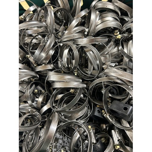 253 - Large selection of jubilee clips