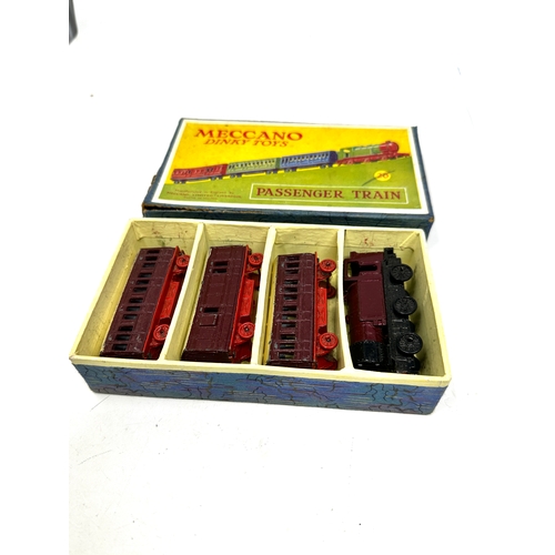 529 - original Boxed Dinky 20 pre war passenger train