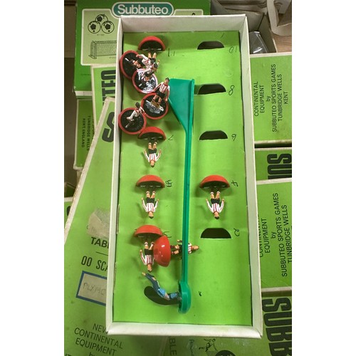 231 - Boxed Subbuteo table soccer club edition