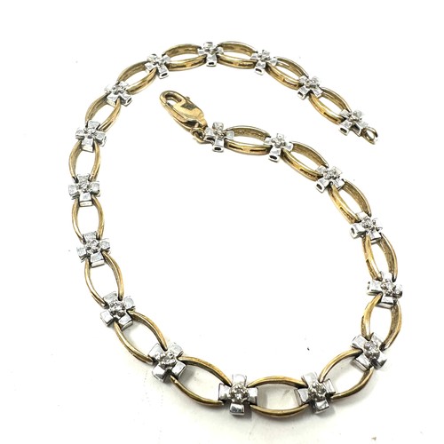 238 - 9ct white & yellow gold diamond fancy link bracelet (6g)