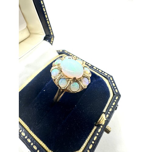 216 - 9ct gold opal ring (3.5g)