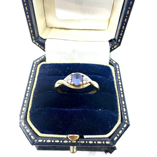 95 - 9ct gold vintage diamond & tanzanite dress ring (2.7g)
