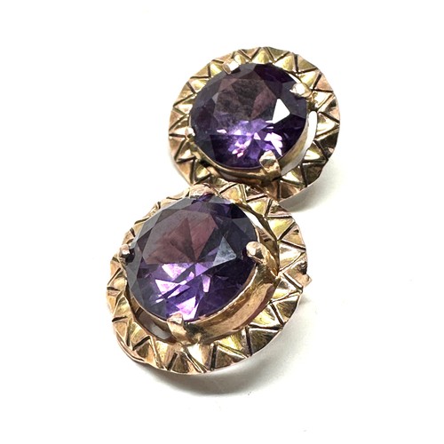 186 - 14ct gold synthetic colour change sapphire clip on earrings (7.6g)