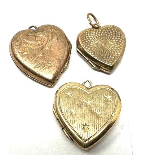 96 - 3 small  9ct back & front gold vintage etched heart lockets (6.4g)