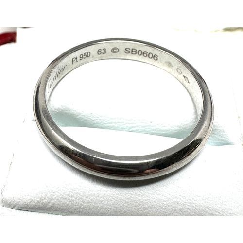 84 - Boxed Cartier 950 platinum band ring weight 7.3g