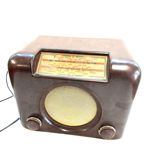27 - Vintage bakelite bush radio, untested
