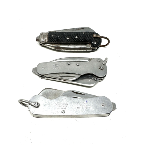 69 - 3 military pocket knives inc 1940-1954-1970 dated