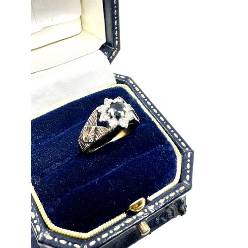 170 - 9ct gold diamond & sapphire floral cluster ring (3.9g)