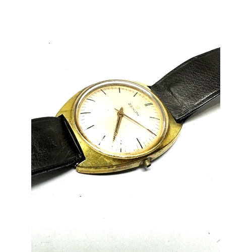 484 - Vintage gents Zenith wrist watch non working order missing winder