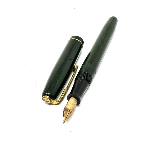 489 - Vintage watermans 14ct gold nib fountain pen