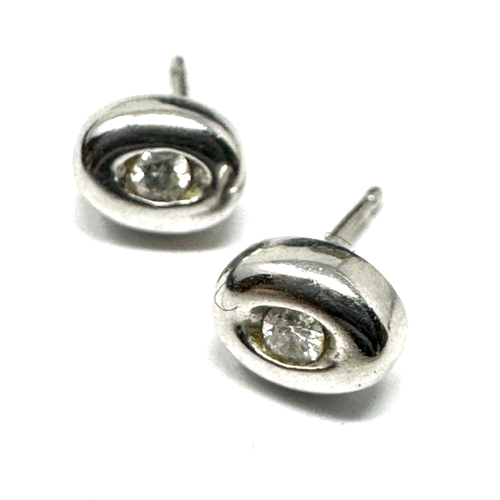 117 - 9ct white gold diamond earrings weight 1.1g