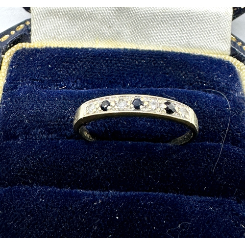 124 - 9ct gold sapphire & diamond  ring 1.4g