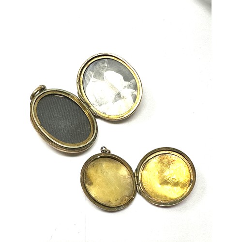 161 - 2 x 9ct back & front gold ornate lockets (15.2g)