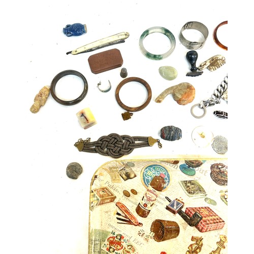 13 - Tray of collectable items includes bangles, razor blade etc