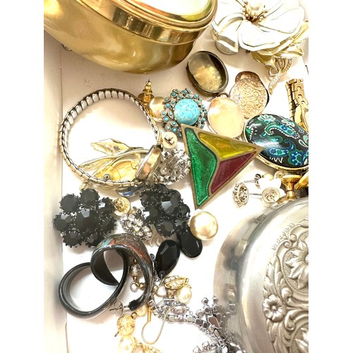 310 - Selection of vintage and later costume jewellery includes 9ct gold earrings etc