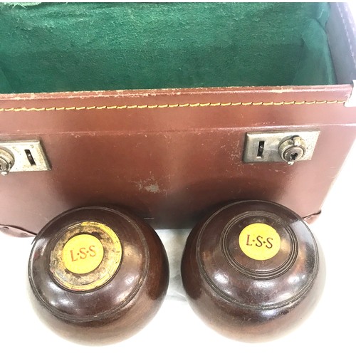 17 - Set of vintage lawn bowls