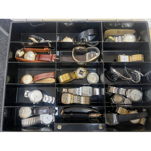 296 - 23 Vintage gents wrist watches in storage cases includes seiko, Fortis, nivada etc