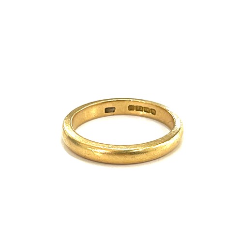 391 - 22ct Gold wedding band, total weight 4.6grams, hallmarked 22, ring size N