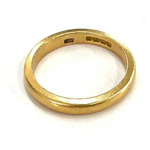 391 - 22ct Gold wedding band, total weight 4.6grams, hallmarked 22, ring size N