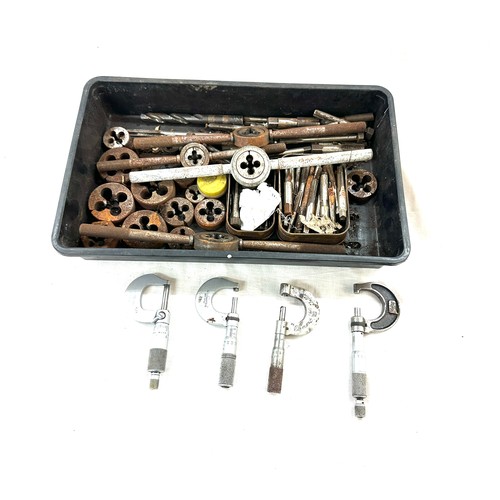 89 - Selection of vintage and later tools includes micrometers, tap and dye etc