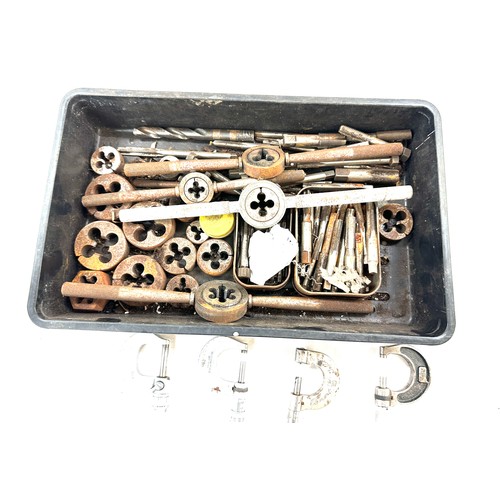 89 - Selection of vintage and later tools includes micrometers, tap and dye etc