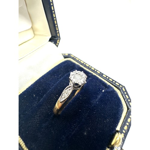 215 - 9ct gold diamond ring (1.8g)