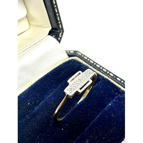 196 - 18ct gold and platinum diamond  ring (2g)