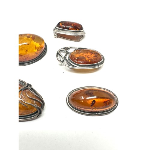 430 - X 5 .925 Amber Brooches (58g)