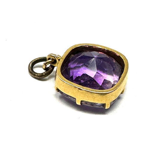 368 - 15ct gold antique amethyst pendant (1.5g)