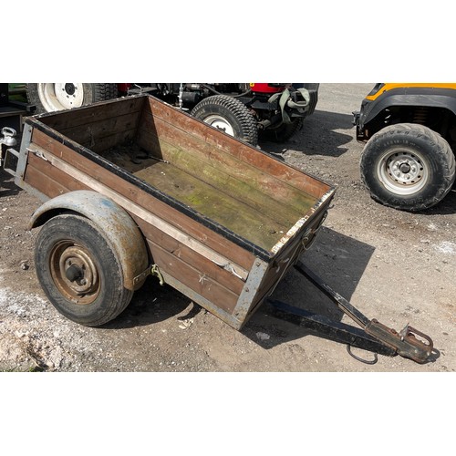 100B - Small wooden car trailer 4ft by 3ft