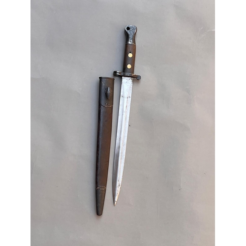 81 - Victorian British 1888 pattern bayonet by Enfield length 44cm